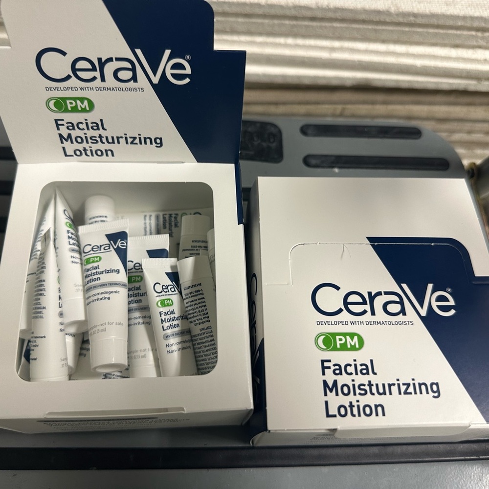 CeraVe PM Facial Moisturizing Lotion